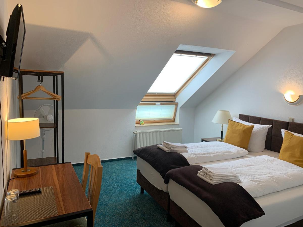 Hotel Rosengarten フランクフルト・アン・デア・オーダー エクステリア 写真