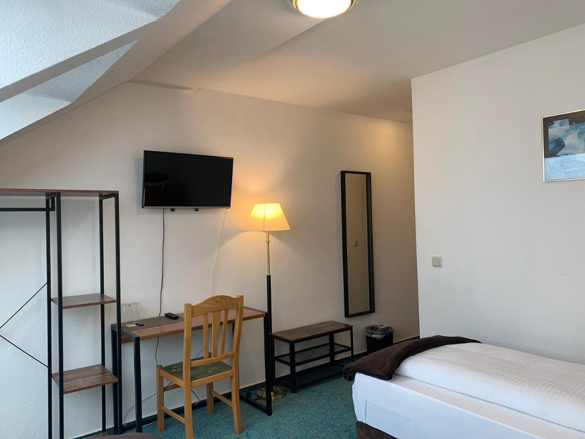 Hotel Rosengarten フランクフルト・アン・デア・オーダー エクステリア 写真