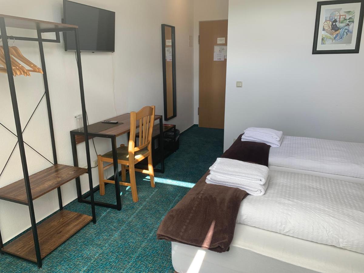 Hotel Rosengarten フランクフルト・アン・デア・オーダー エクステリア 写真