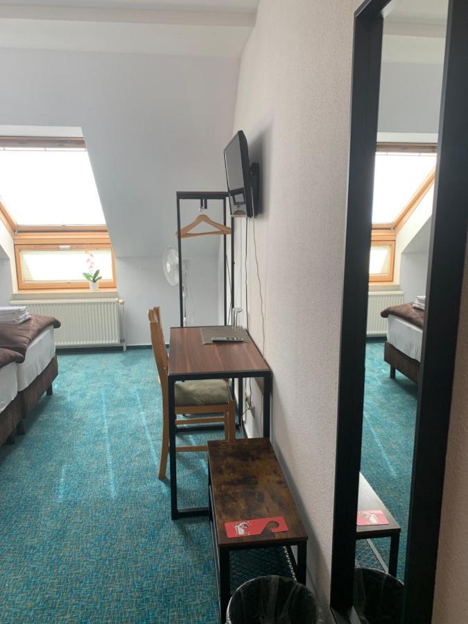 Hotel Rosengarten フランクフルト・アン・デア・オーダー エクステリア 写真