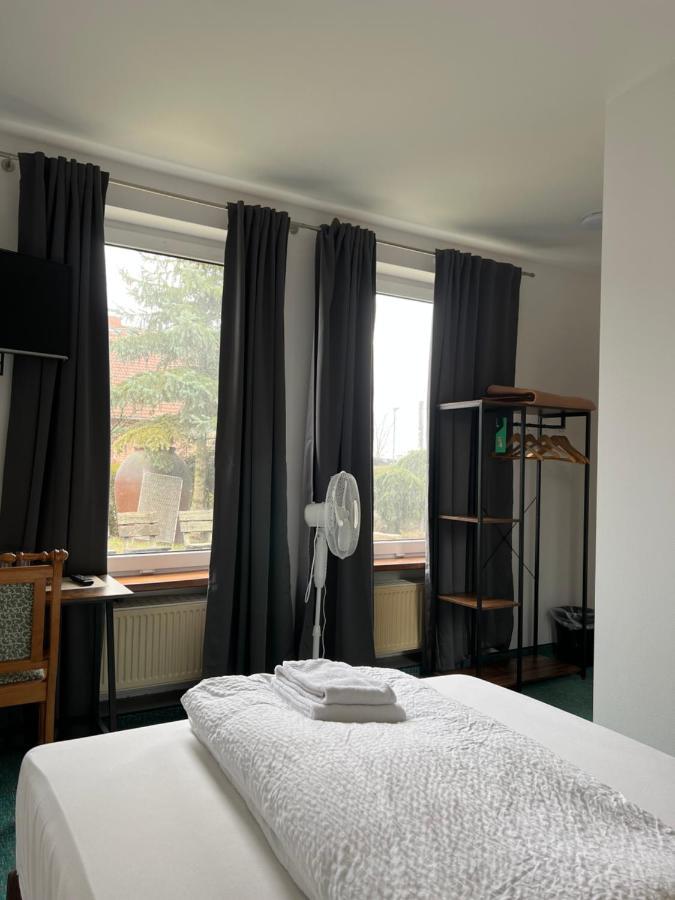 Hotel Rosengarten フランクフルト・アン・デア・オーダー エクステリア 写真