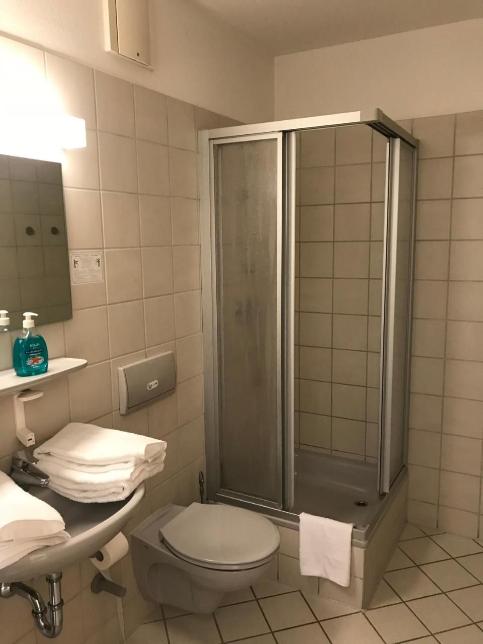 Hotel Rosengarten フランクフルト・アン・デア・オーダー エクステリア 写真